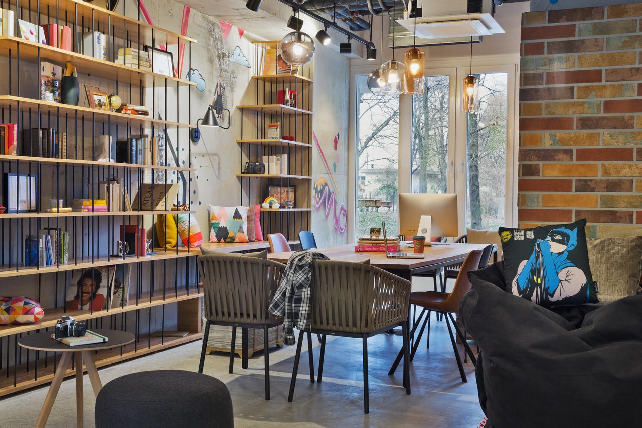 Moxy Berlin Humboldthain Park Exterior foto